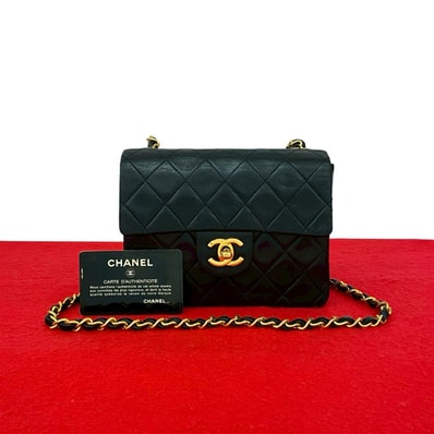 CHANEL シャネル マトラッセ ココマーク ラムスキン ショルダーバッグ ブラック
26065