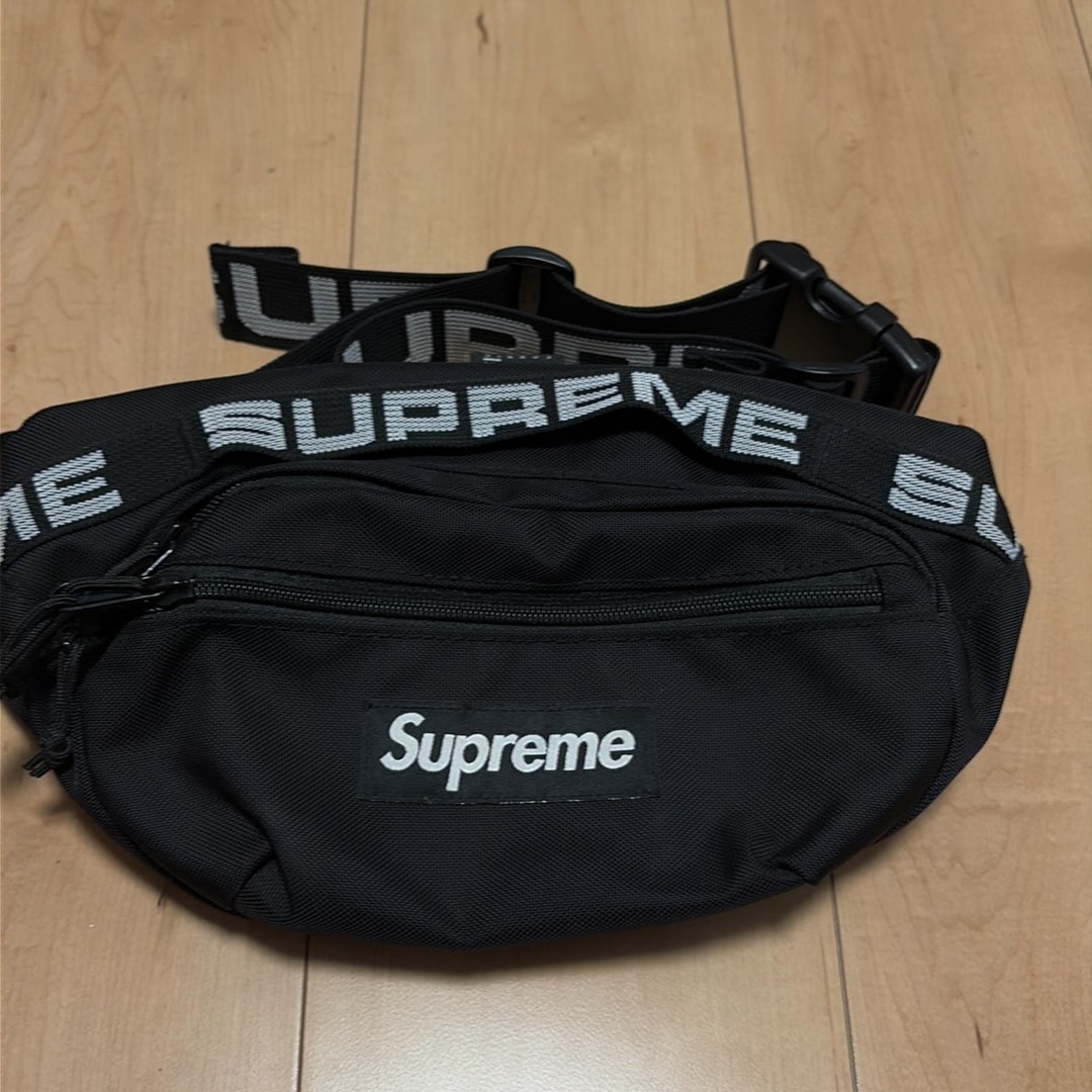 Supreme 18SS Waist Bag "Black"
