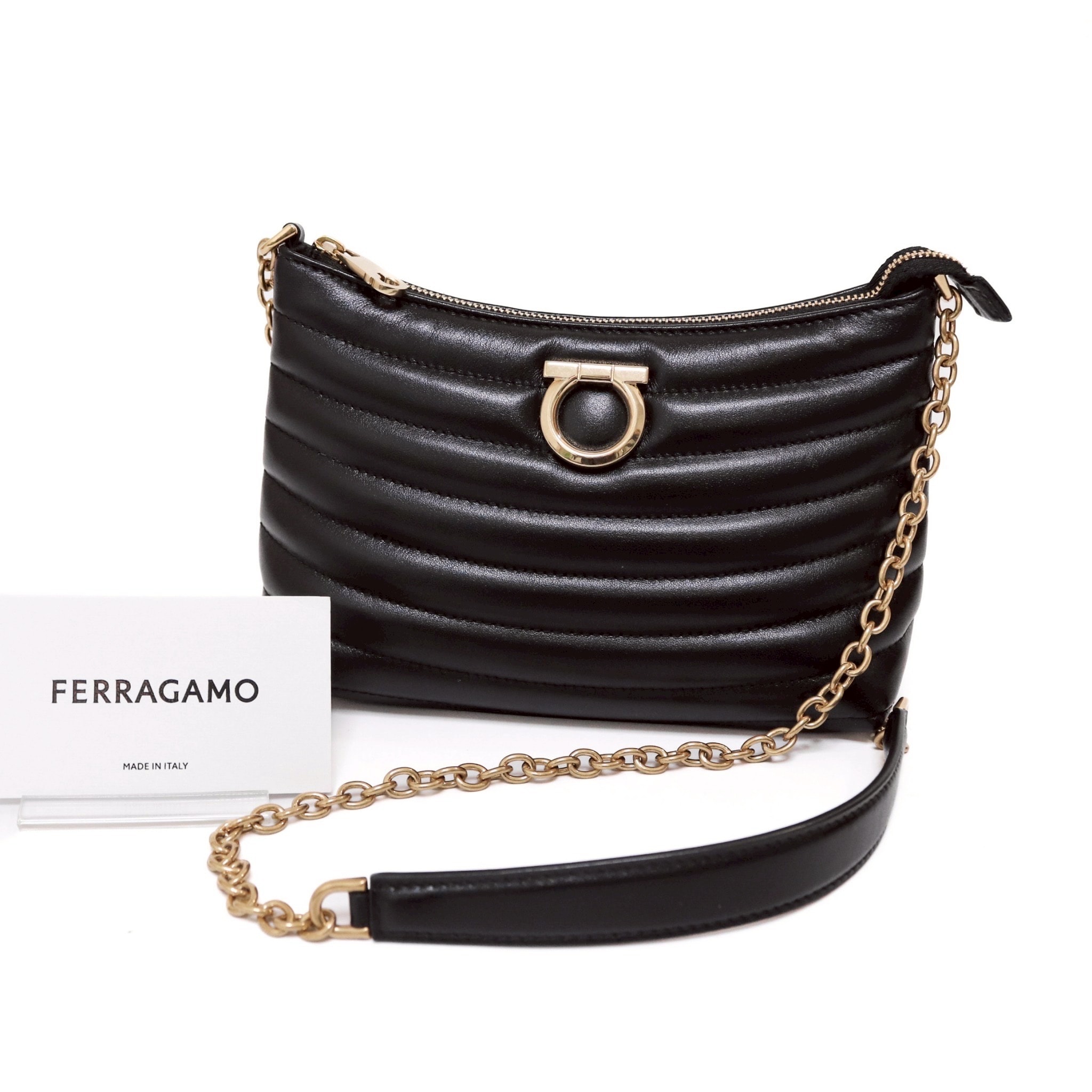 【極品】フェラガモ ガンチーニ レザー チェーン ショルダーバッグ 220821