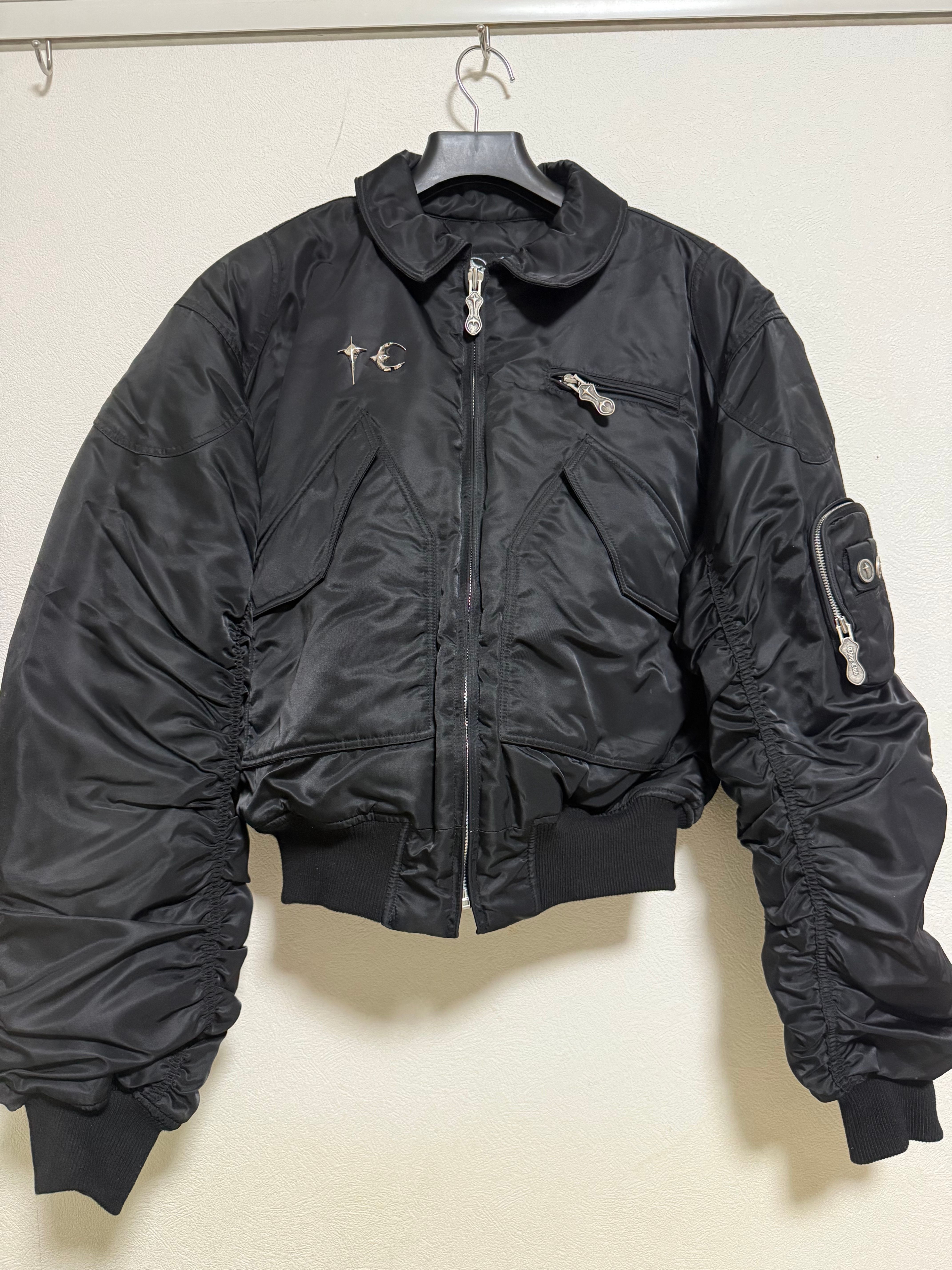 THUG CLUB a bird wants to fly high, might be hit by lightning "BLACK"