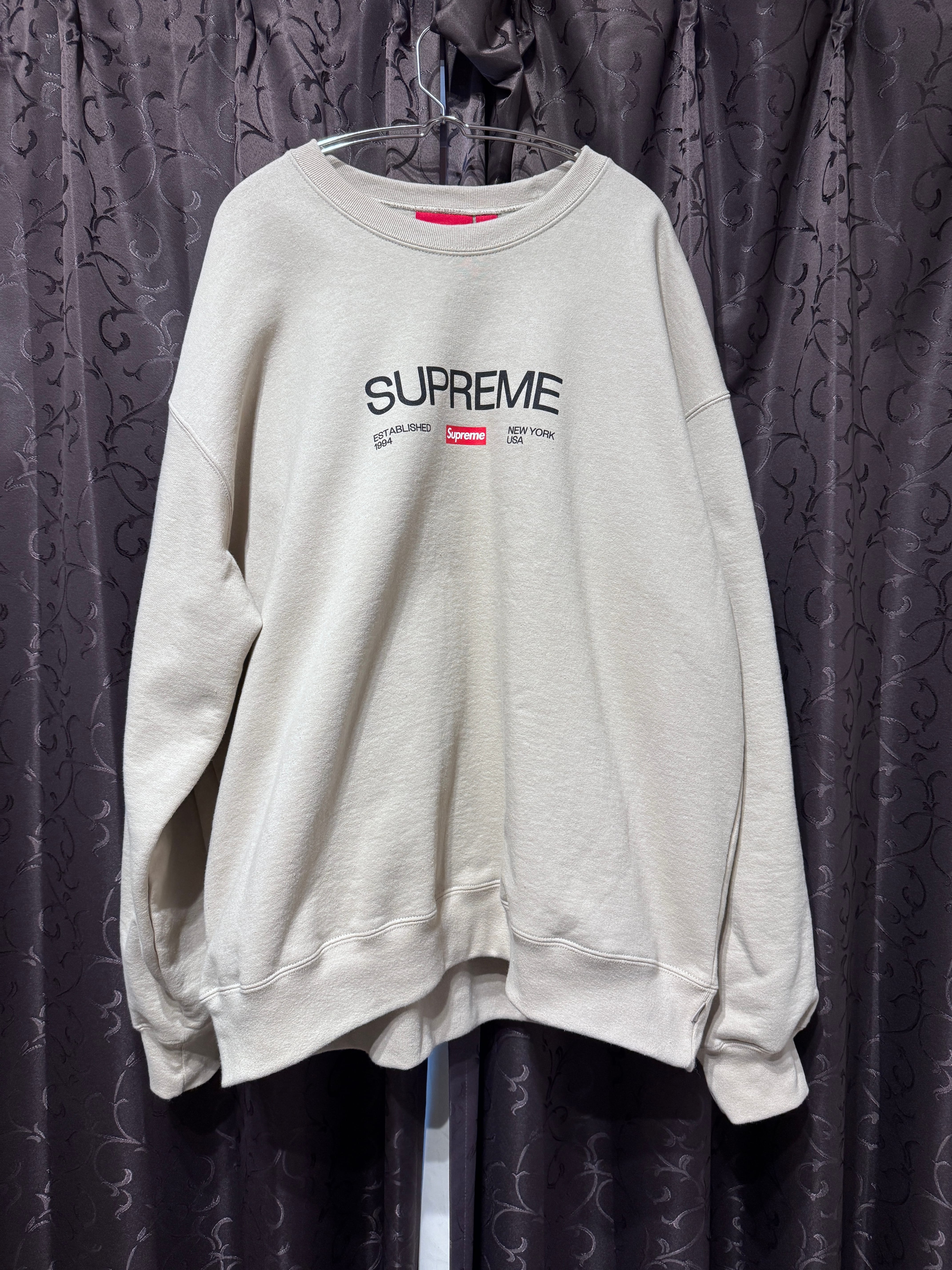 Supreme Established Crewneck 