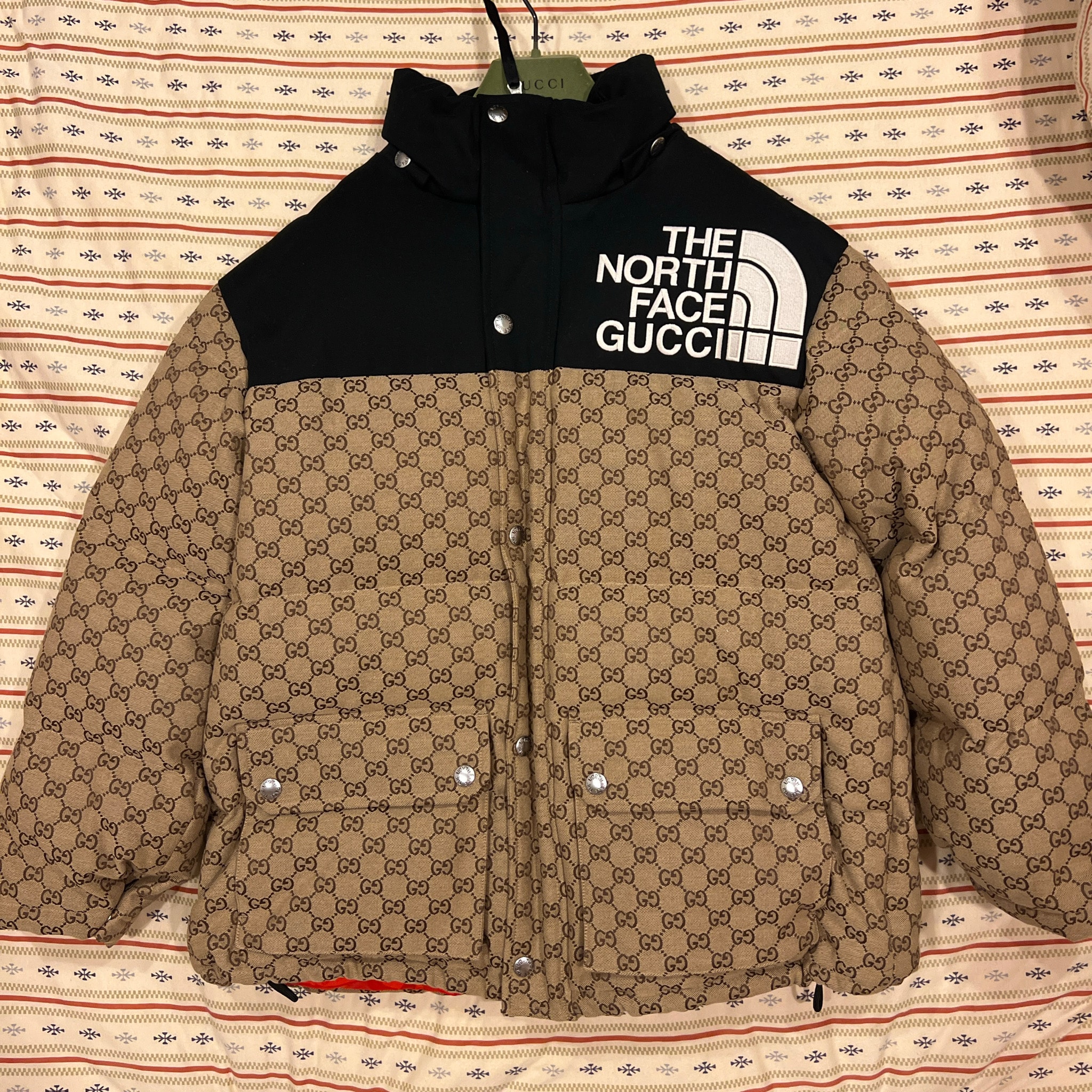 GUCCI × The North Face Puffa Jacket "Beige Ebony"