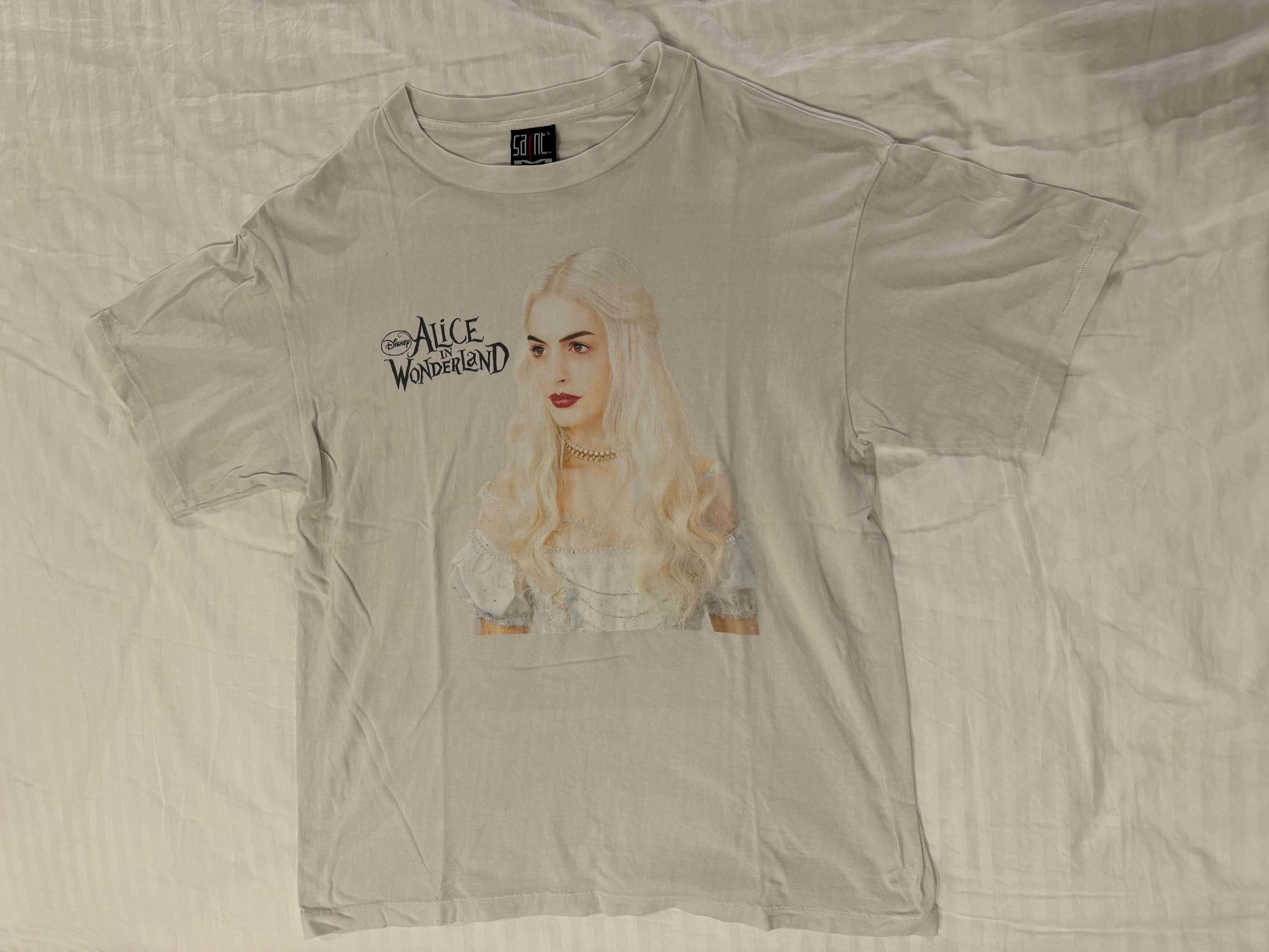 SAINT Mxxxxxx x Disney Alice In Wonderland QN Short Sleeve T-shirt