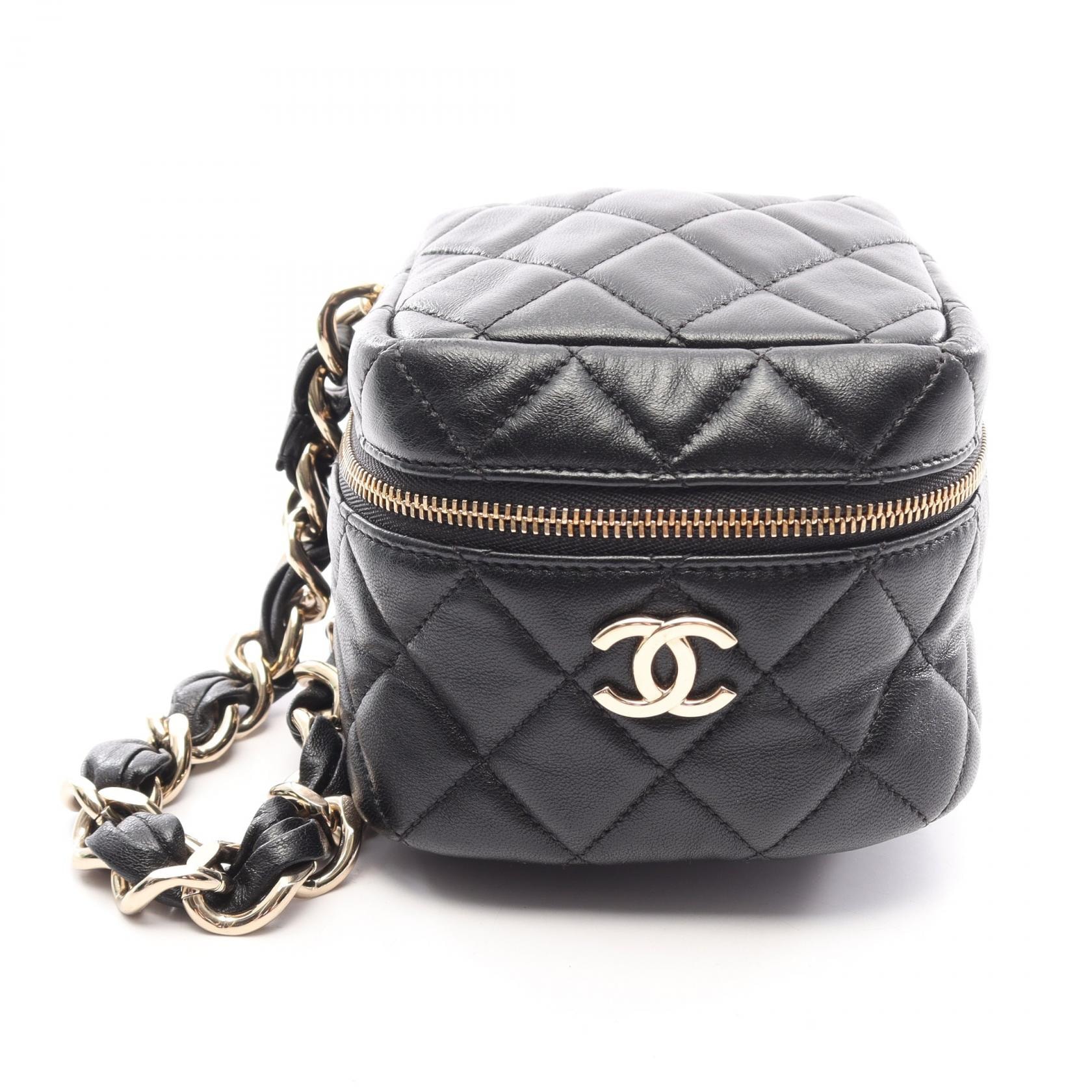 シャネル CHANEL マトラッセ チェーン セカンドバッグ クラッチバッグ バッグ ラムスキン(羊革) レディース ブラック系 AP2803 【中古】
