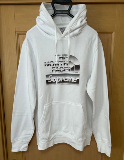 Supreme x The North Face Metallic Logo Hooded Sweatshirt "White"