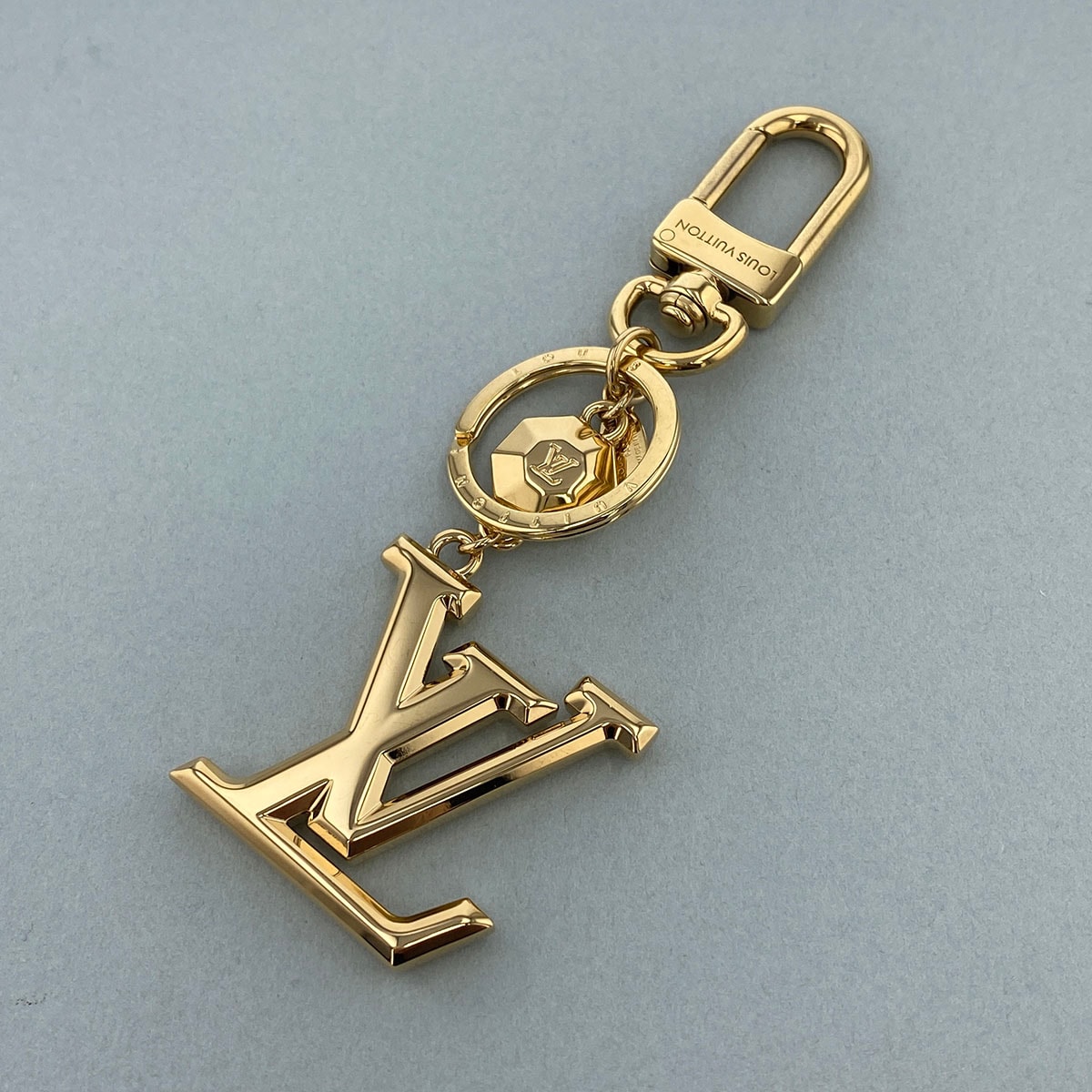 【値下げ】LOUIS VUITTON ルイ・ヴィトン ポルトクレ LV ファセット キーホルダー M65216 メタル ゴールド  レディース【中古】