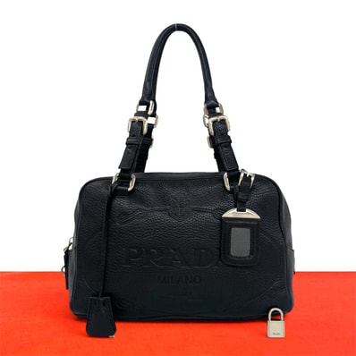 PRADA プラダ ロゴ 型押し レザー ショルダーバッグ ブラック
100-5