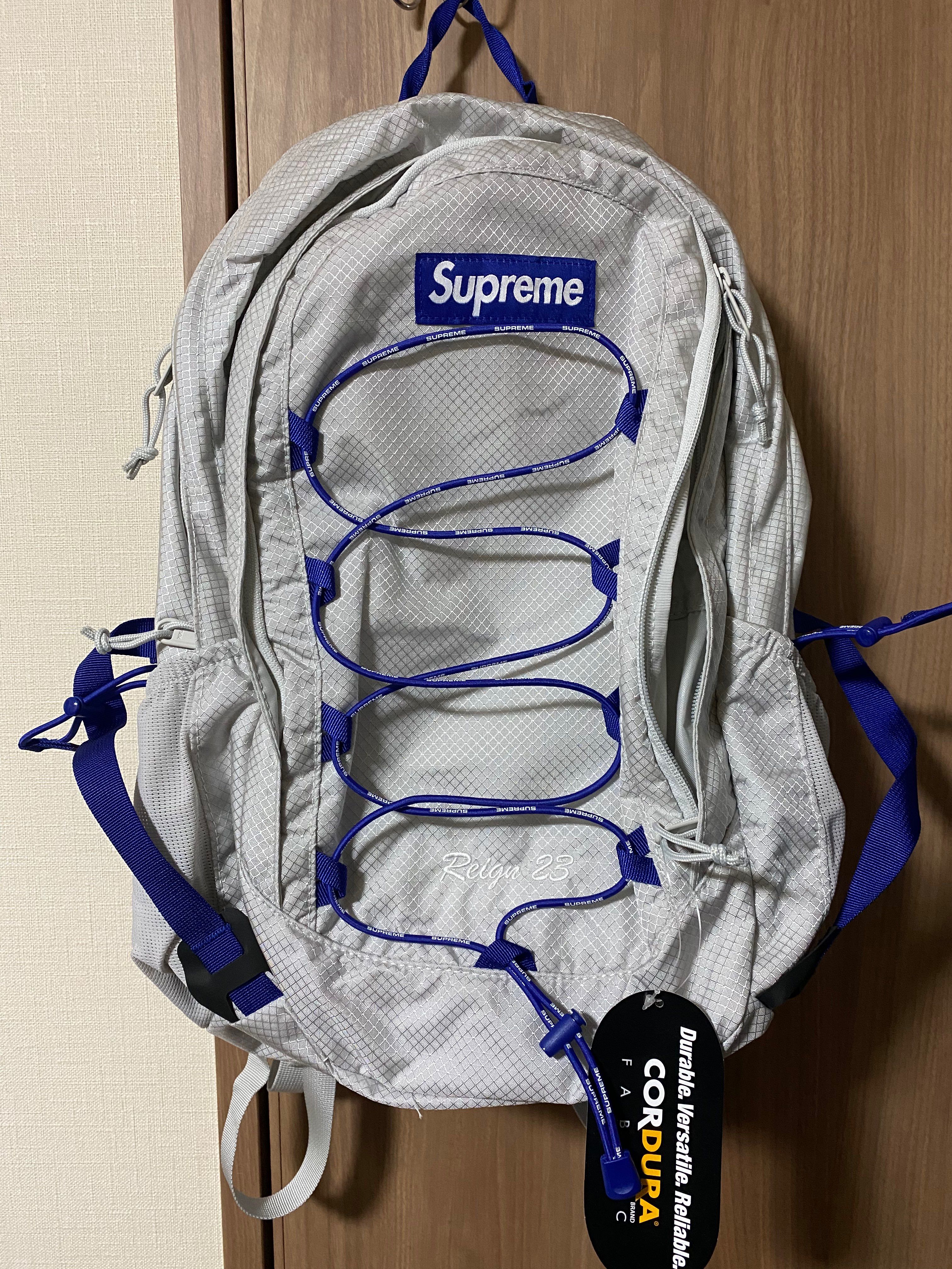 Supreme 2022ss Backpack "Silver"