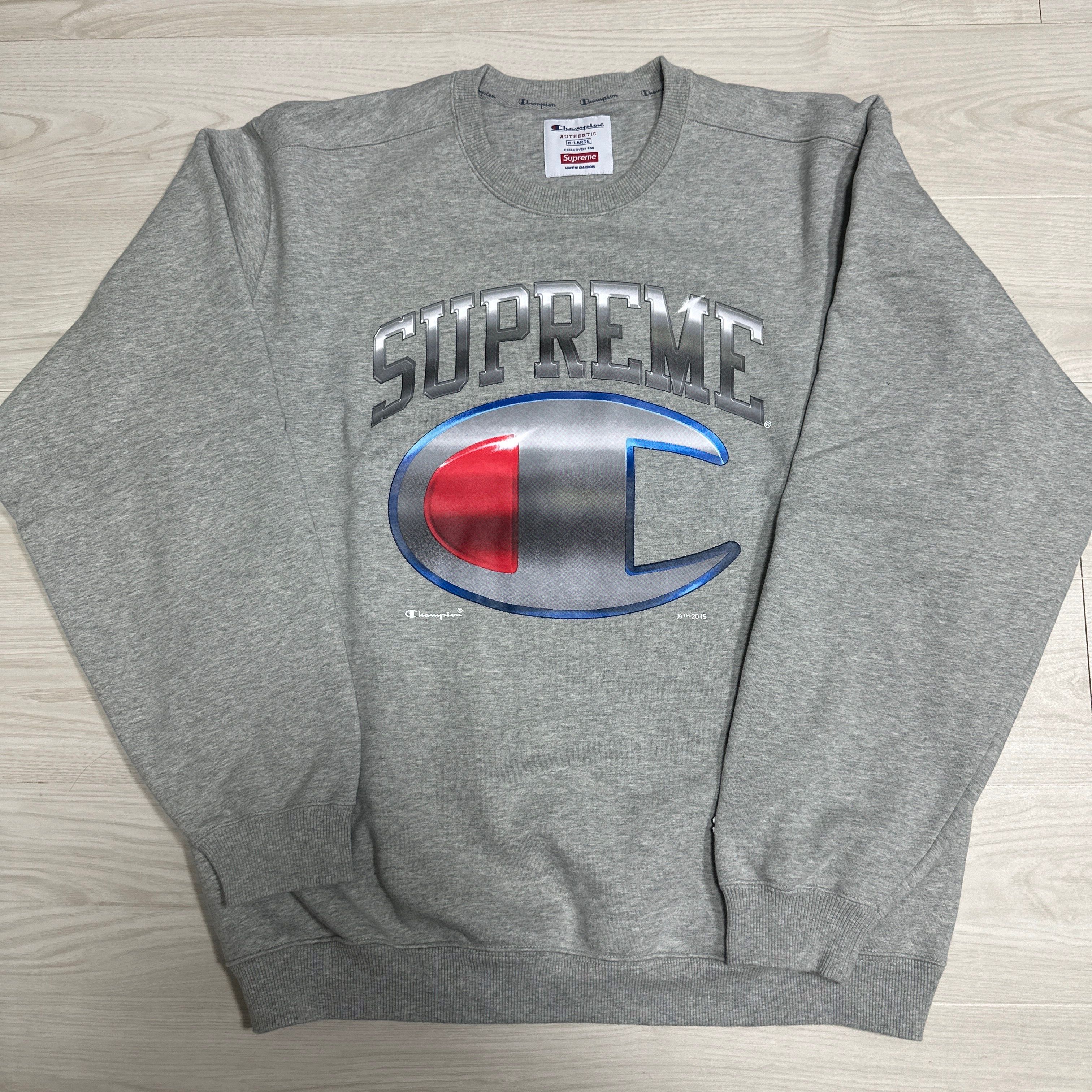 Supreme Champion Chrome Crewneck "Heather Grey"