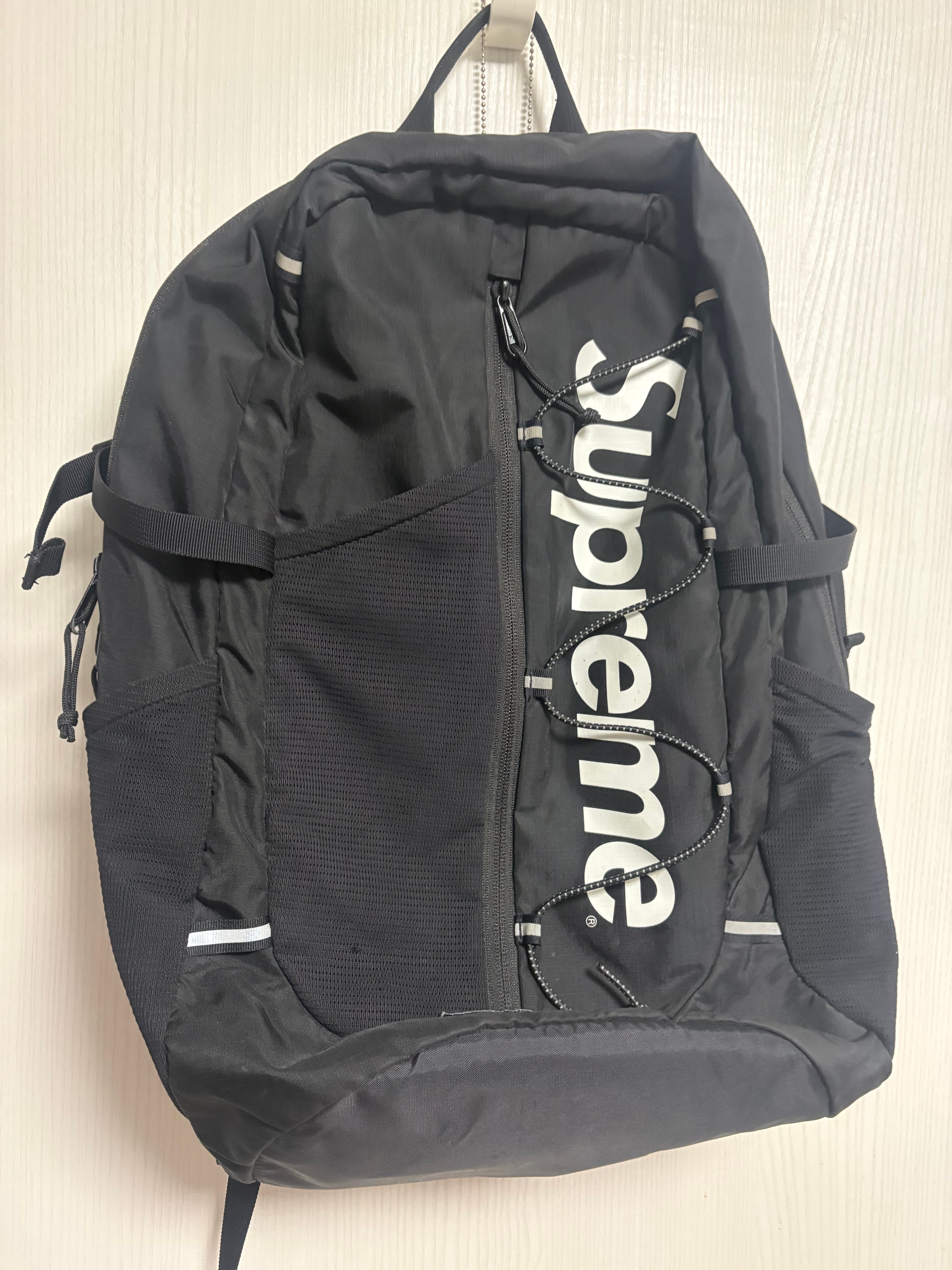 Supreme 20FW Sling Bag 4L 