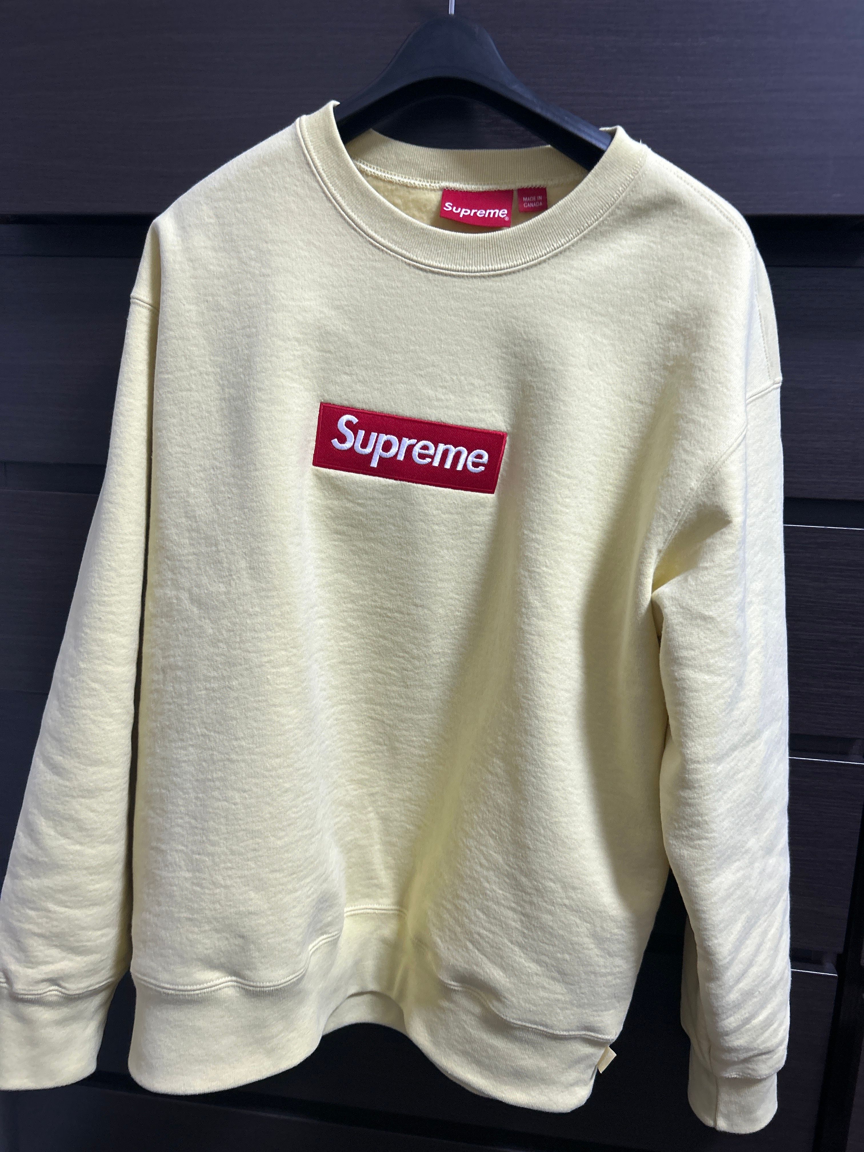 Supreme Box Logo Crewneck "Pale Yellow" (22FW)