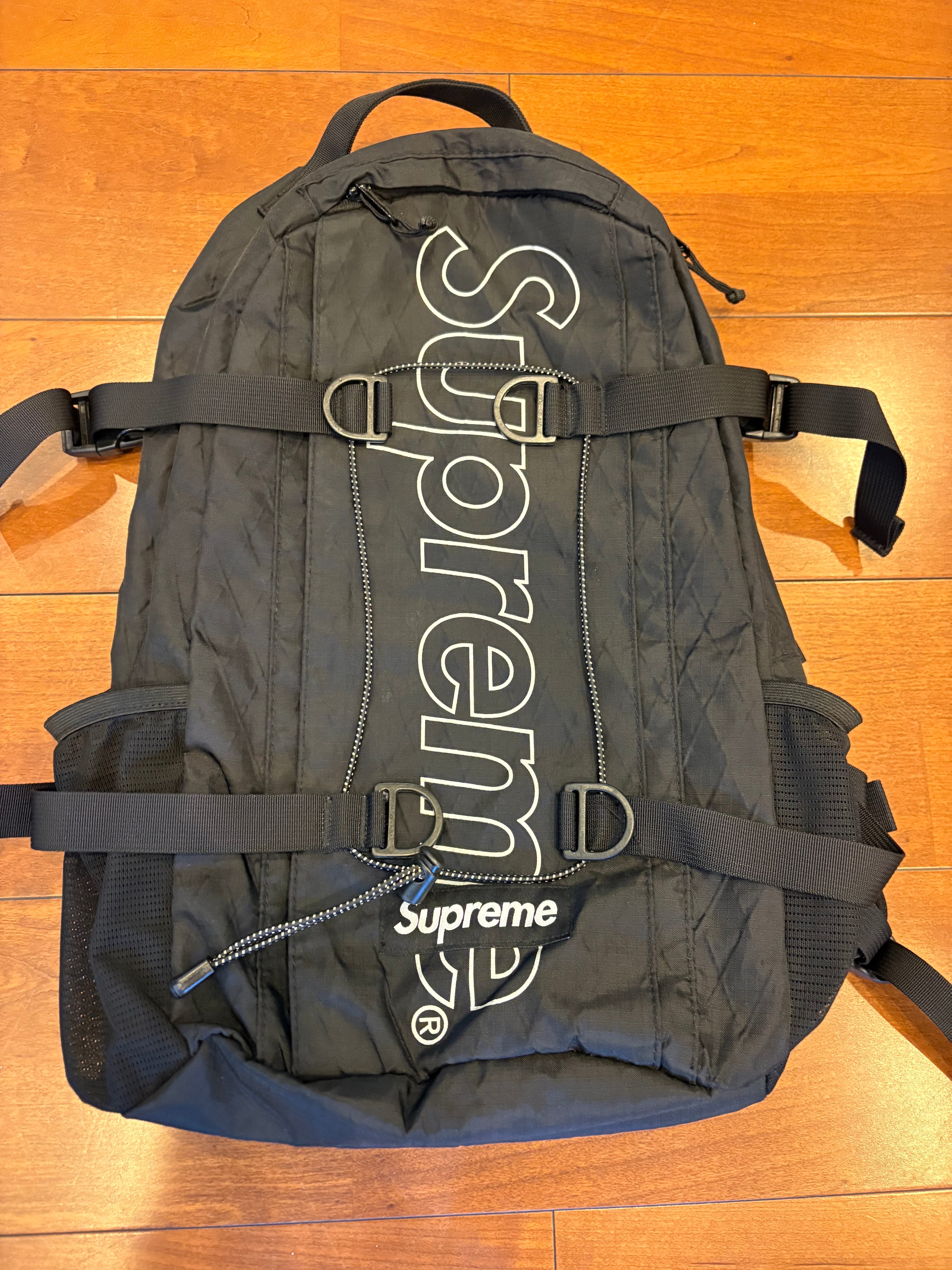 Supreme 18FW Backpack 
