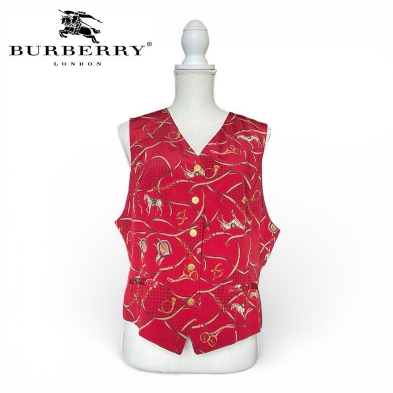 ヴィンテージバーバリー 馬と鞍の柄 赤 ベスト スカーフ柄 金ボタン 古着