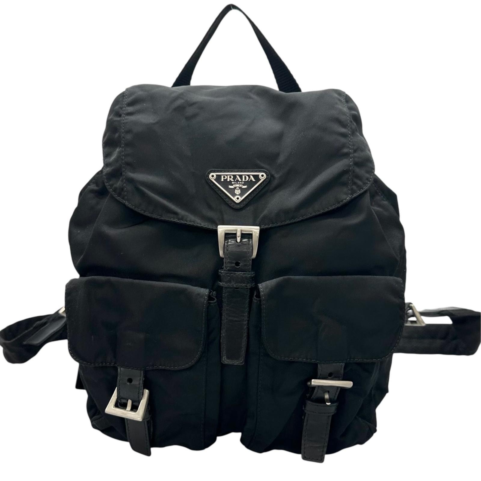 PRADA プラダ トライアングルロゴ リュック・デイパック ナイロン ブラック レディース【中古】