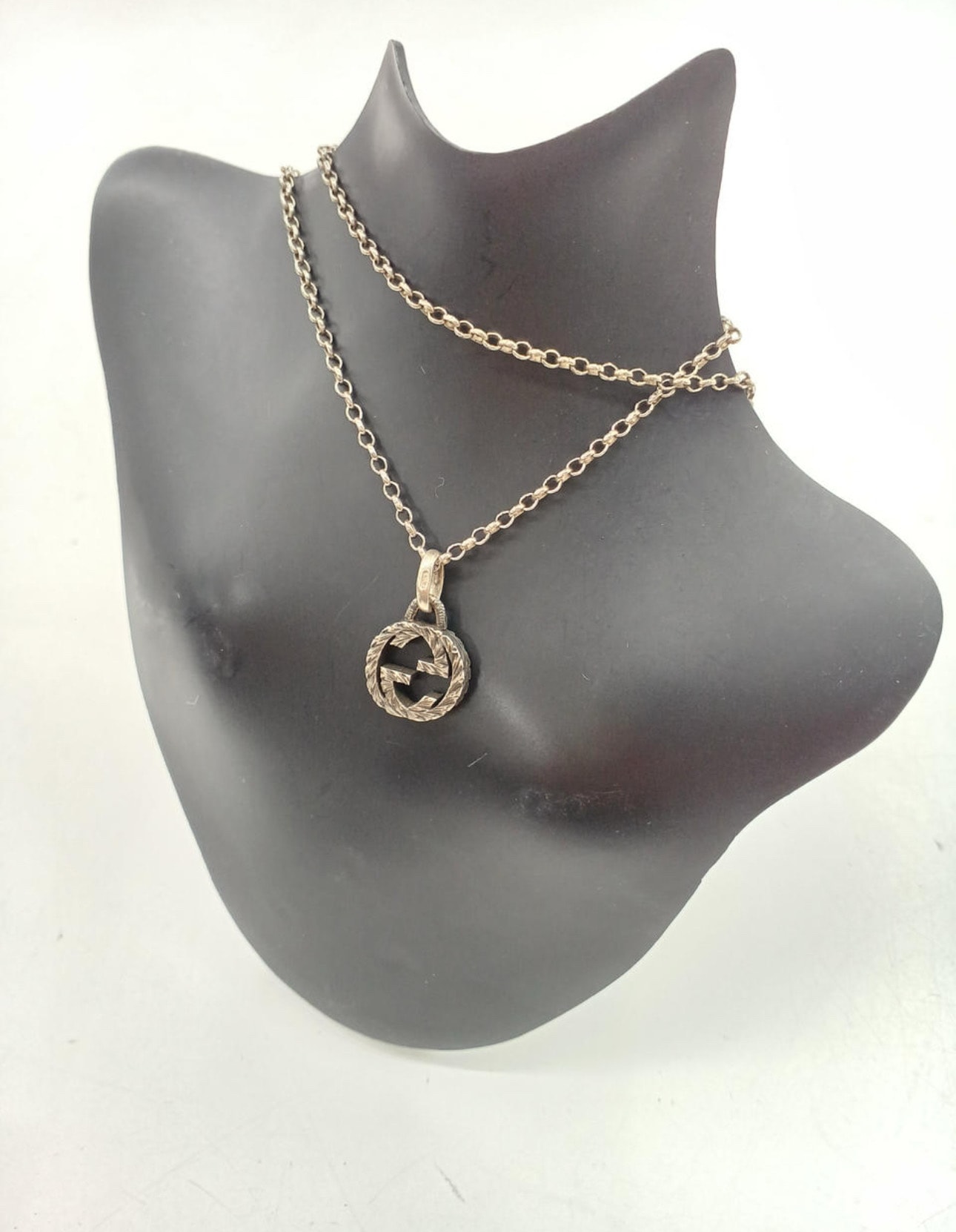 GUCCI Interlocking G Pendant Necklace