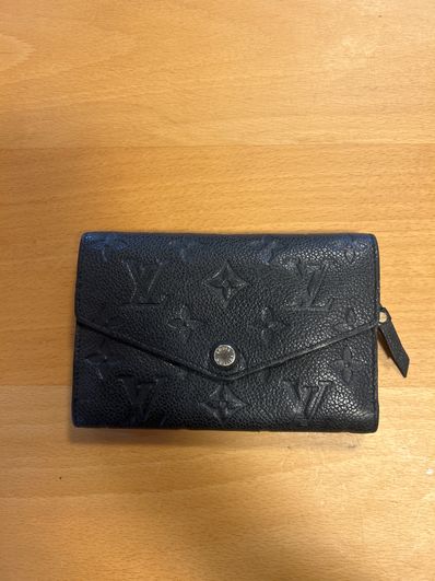 ルイヴィトン 折り財布