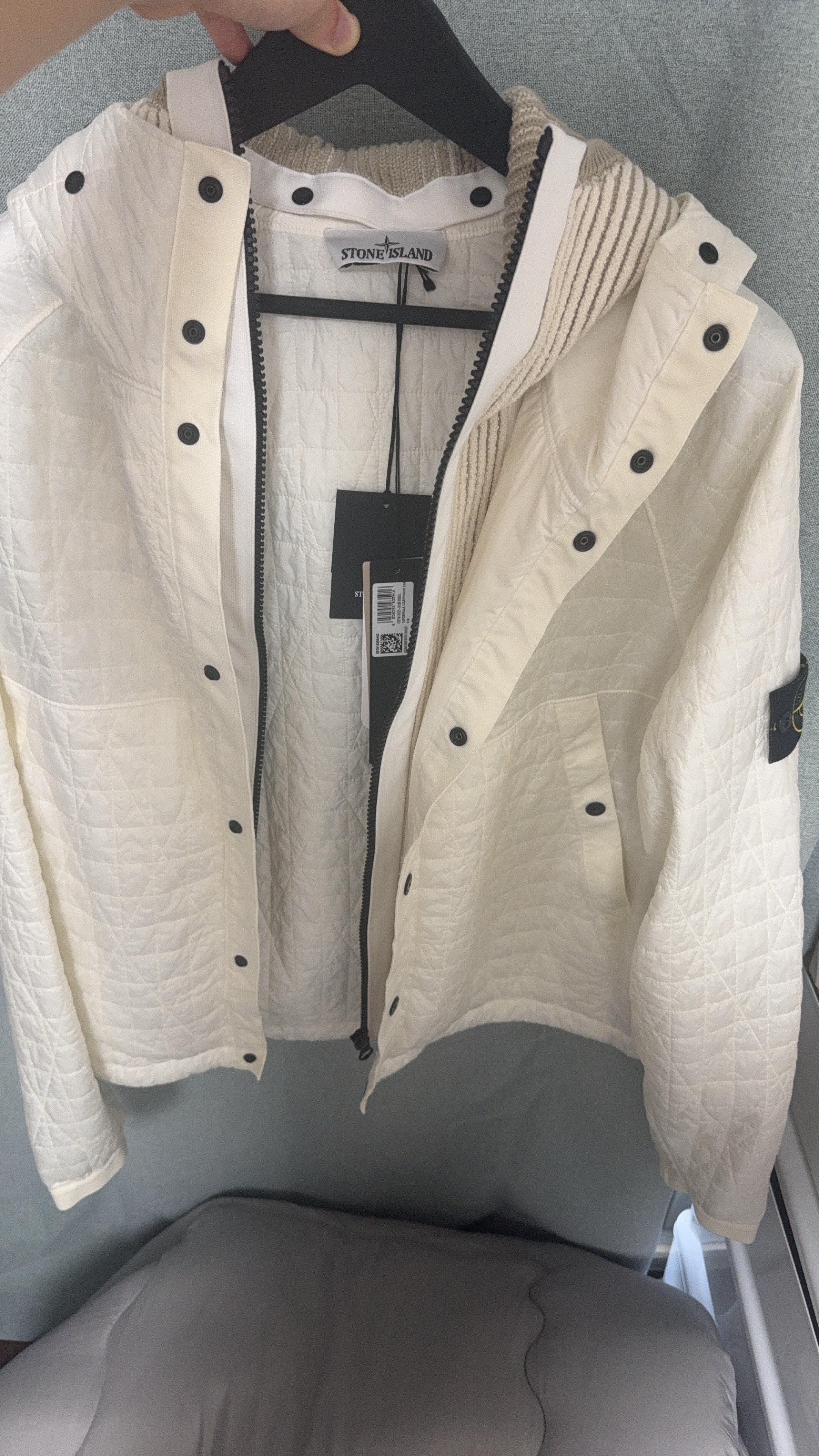 Stone Island 4100023 Crinkle Reps Ny Quilted-Tc Recycled Nylon "Ivory"