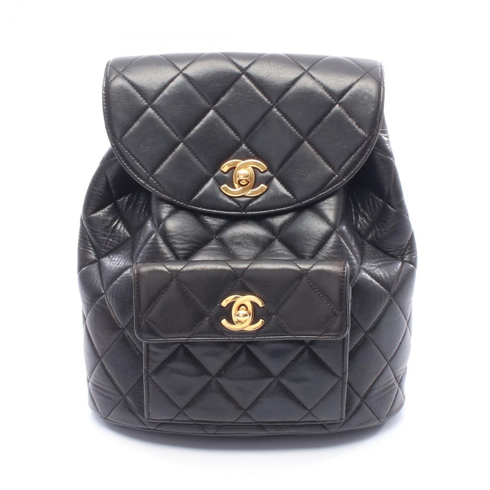 シャネル CHANEL マトラッセ リュックサック バックパック バッグ ラムスキン(羊革) レディース ブラック系 【中古】
