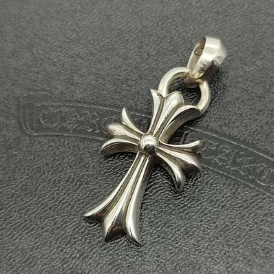 【超美品】クロムハーツ CH クロス ペンダント スモール ウィズベイル 925