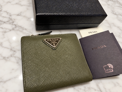 PRADA Saffiano Triangle Wallet "Green"