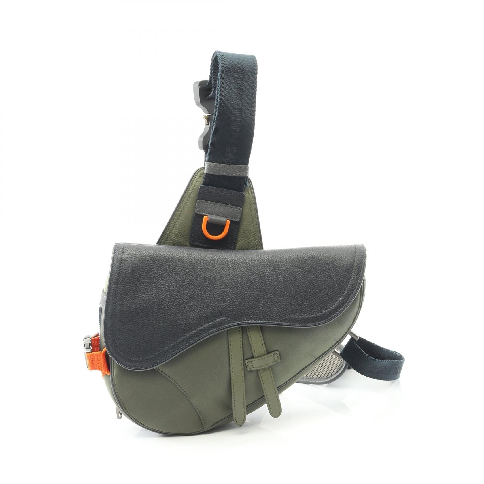 ディオール Dior Christian Dior × Sacai サドル ウエストバッグ ボディバッグ バッグ ナイロン レザー メンズ カーキ系 / ネイビー系 / オレンジ系 【中古】