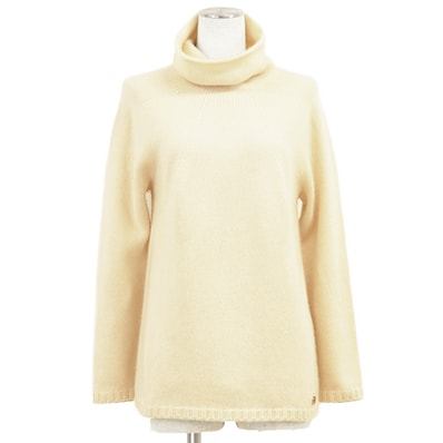 【美品】CHANEL シャネル カシミア100% ニット サイズ 38 レディース 00A P16088 タートルネック 長袖 ロゴパッチ トップス アイボリー イタリア製 カール・ラガーフェルド期