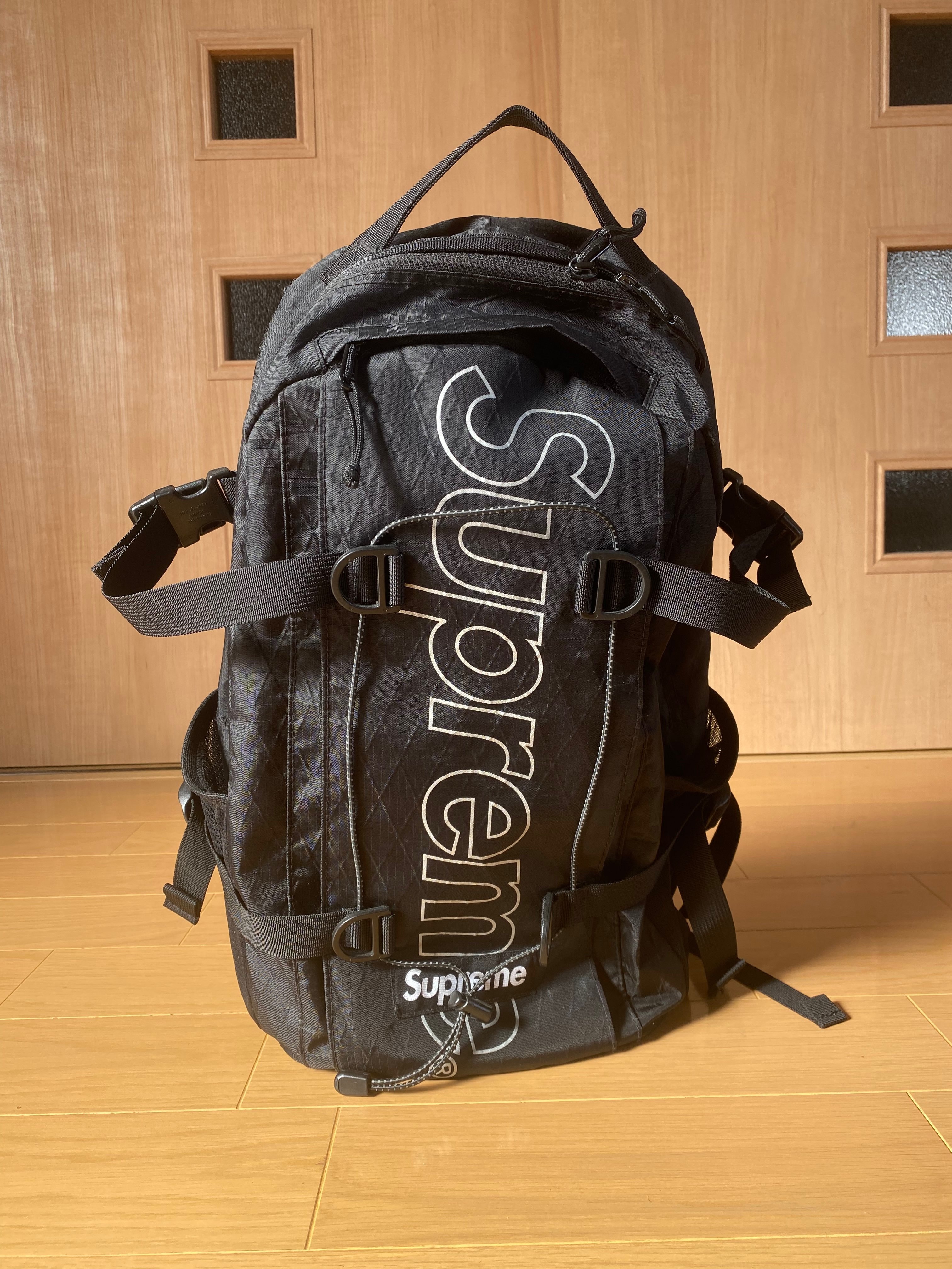 Supreme 18FW Backpack "Black"