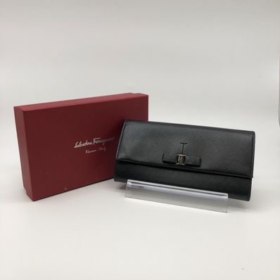 Salvatore Ferragamo Vara Long Wallet "Black"