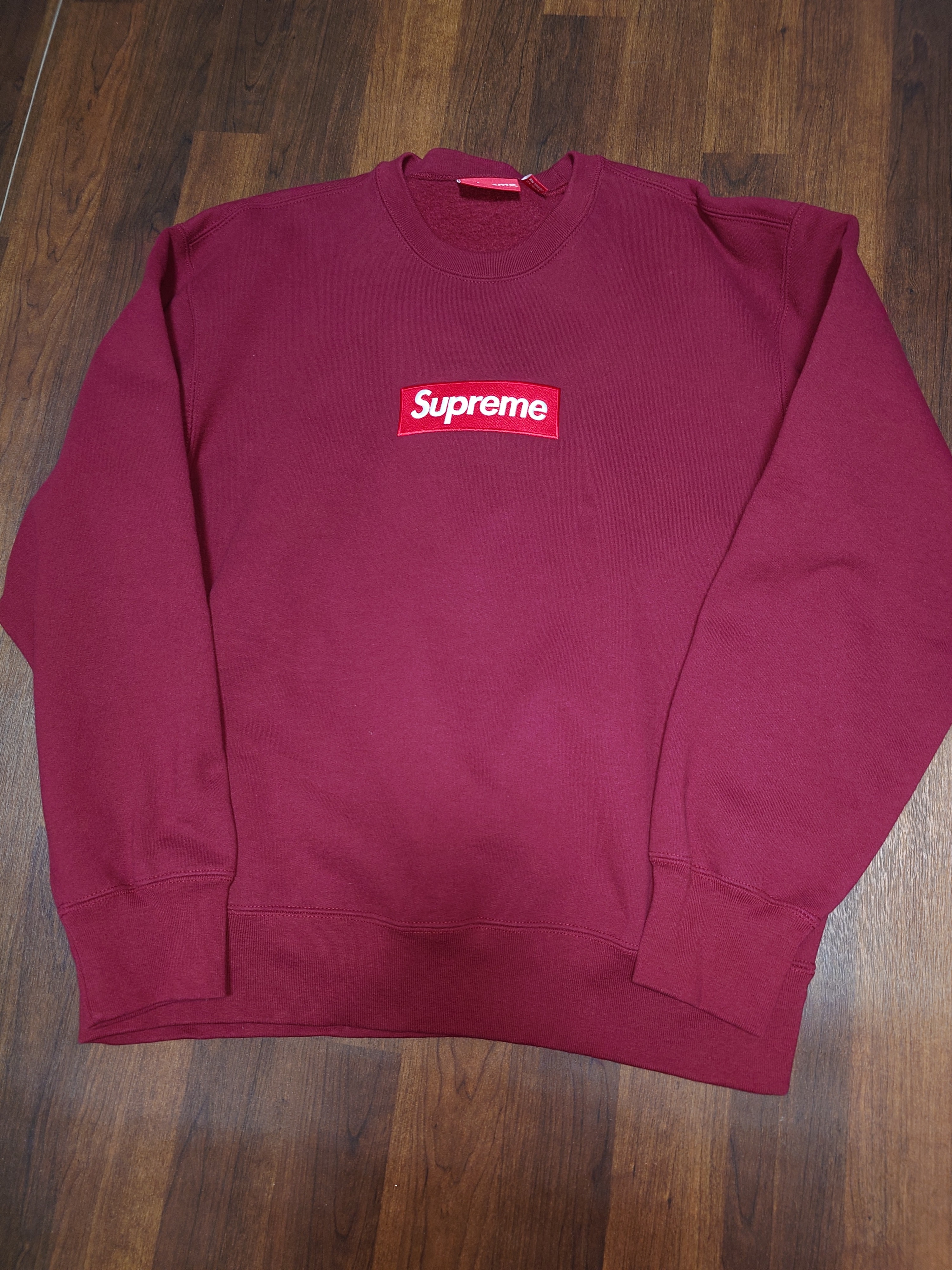 Supreme Small Box Crewneck (25FW) 