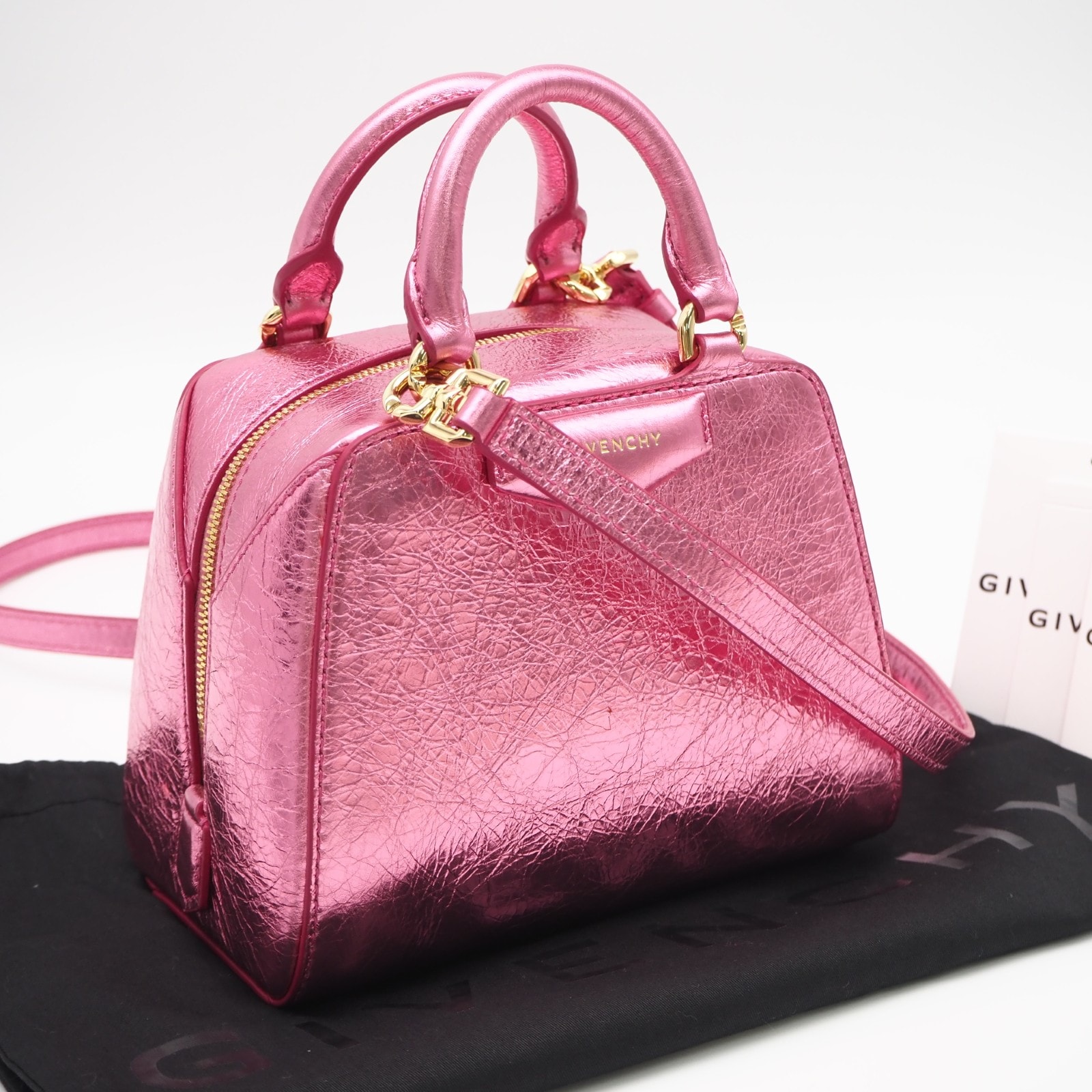 美品 GIVENCHY ジバンシィ カーフレザー アンティゴナ キューブ ナノ BB50ZUB1ZA 2wayショルダーバッグ ピンク カーフレザー レディース