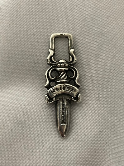 Chrome Hearts #5 Dagger Charm Zip 1 "Silver"