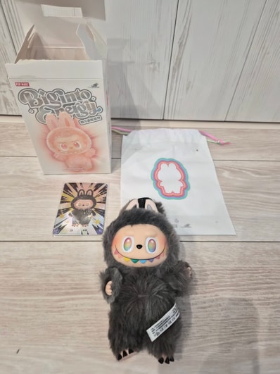 POP MART THE MONSTERS (LABUBU) Big into Energy Series Plush Pendant ID (Secret)
