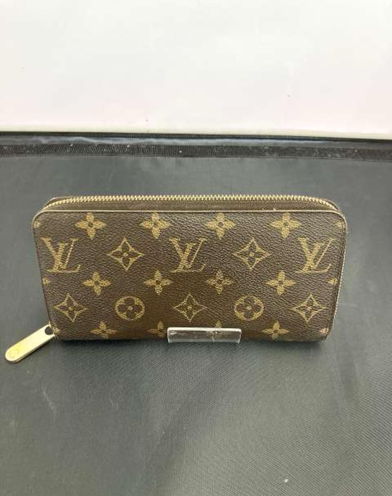 Louis Vuitton Zippy Wallet Monogram