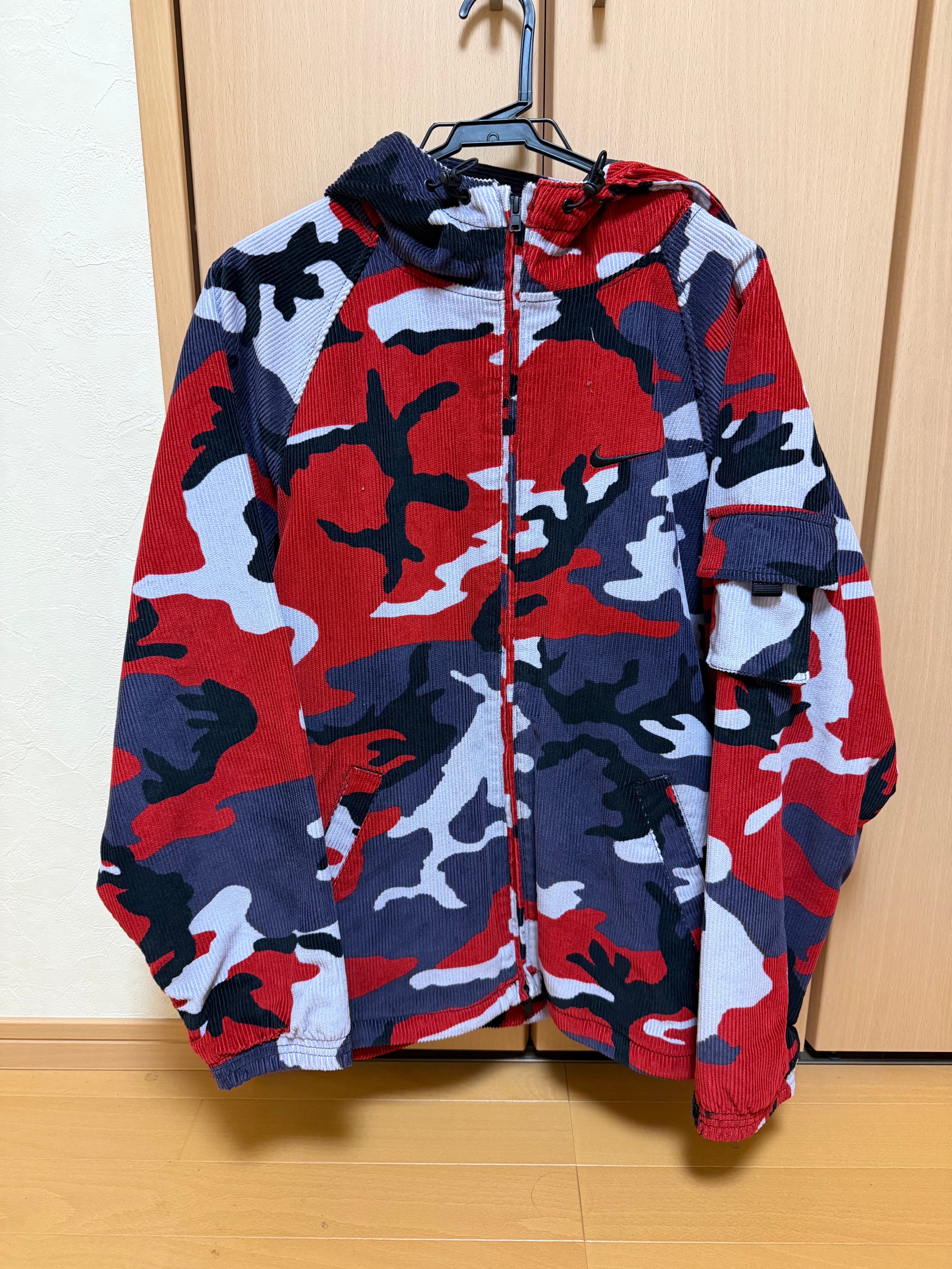 Supreme / Nike Arc Corduroy Hooded Jacket "Red Camo"
