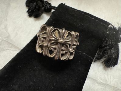 Chrome Hearts Cemetery Cross Ring "Silver"