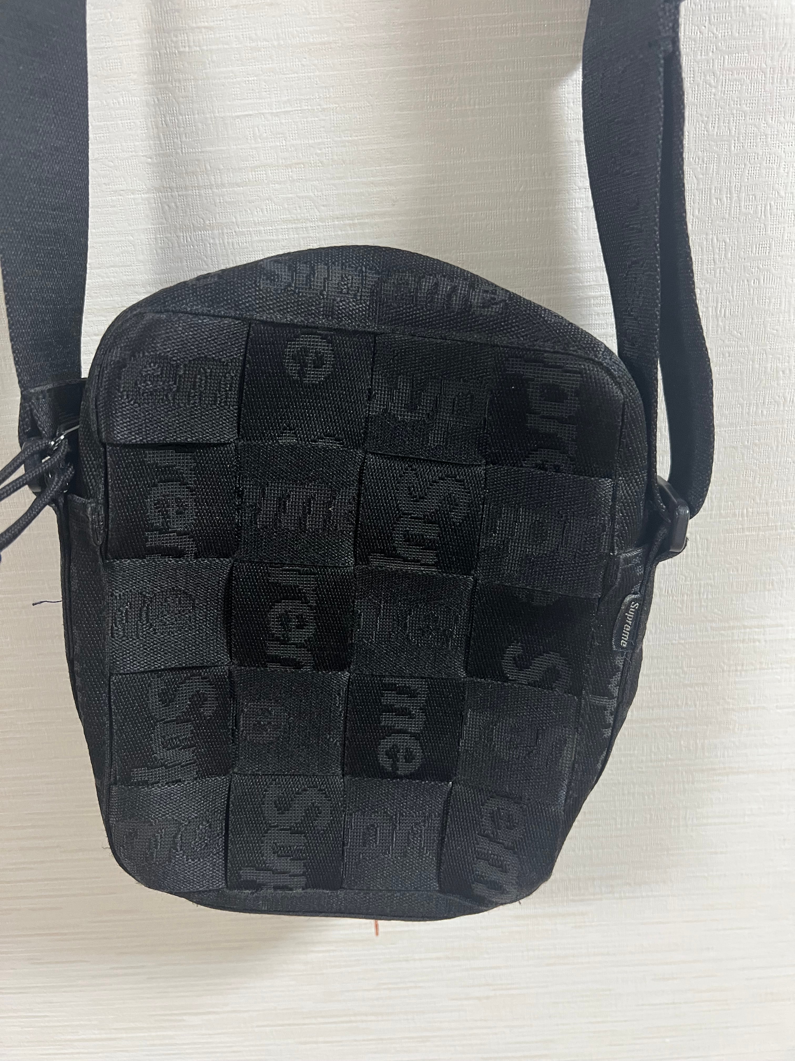 シュプリーム ウーブン ショルダー バッグ "ブラック" (23SS)