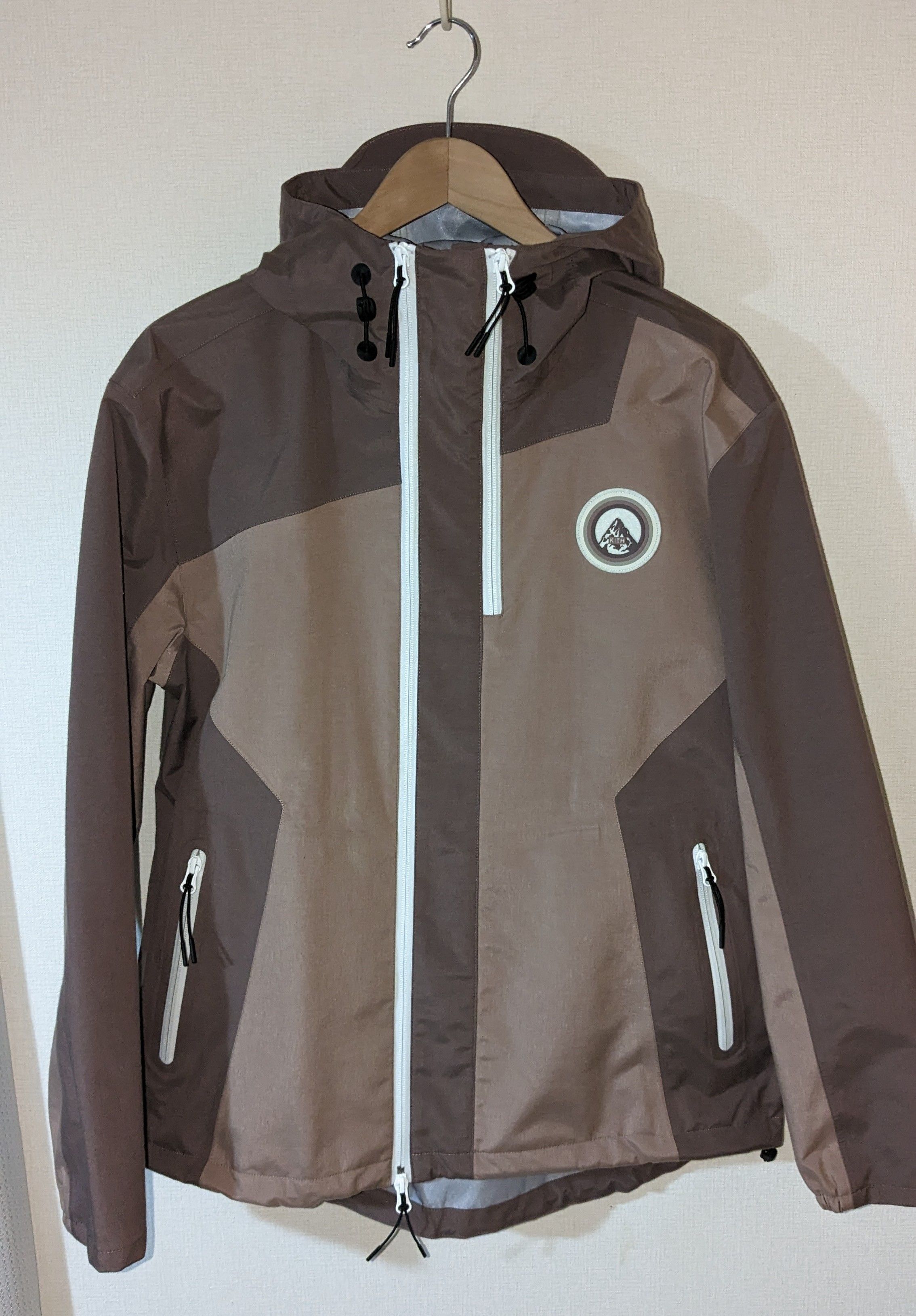 kith colorblocked tech madison