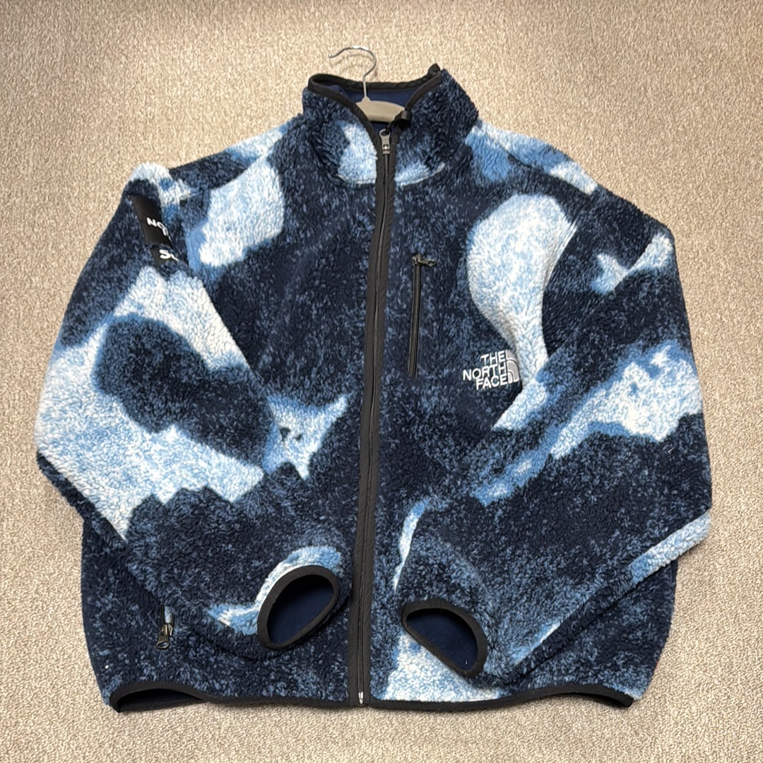 Supreme x The North Face Bleached Denim Print Fleece Jacket "Indigo"