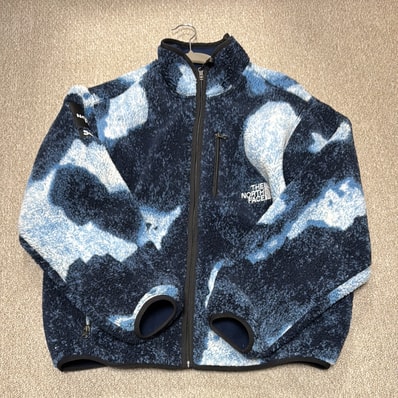 Supreme x The North Face Bleached Denim Print Fleece Jacket "Indigo"
