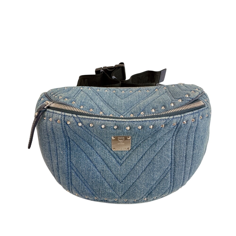 B (目立った傷や汚れなし)】エムシーエム MCM ボディバッグ スタッズ