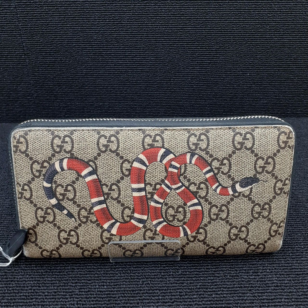 GUCCI Kingsnake Print GG Supreme Zip Around Wallet "Beige/Ebony"