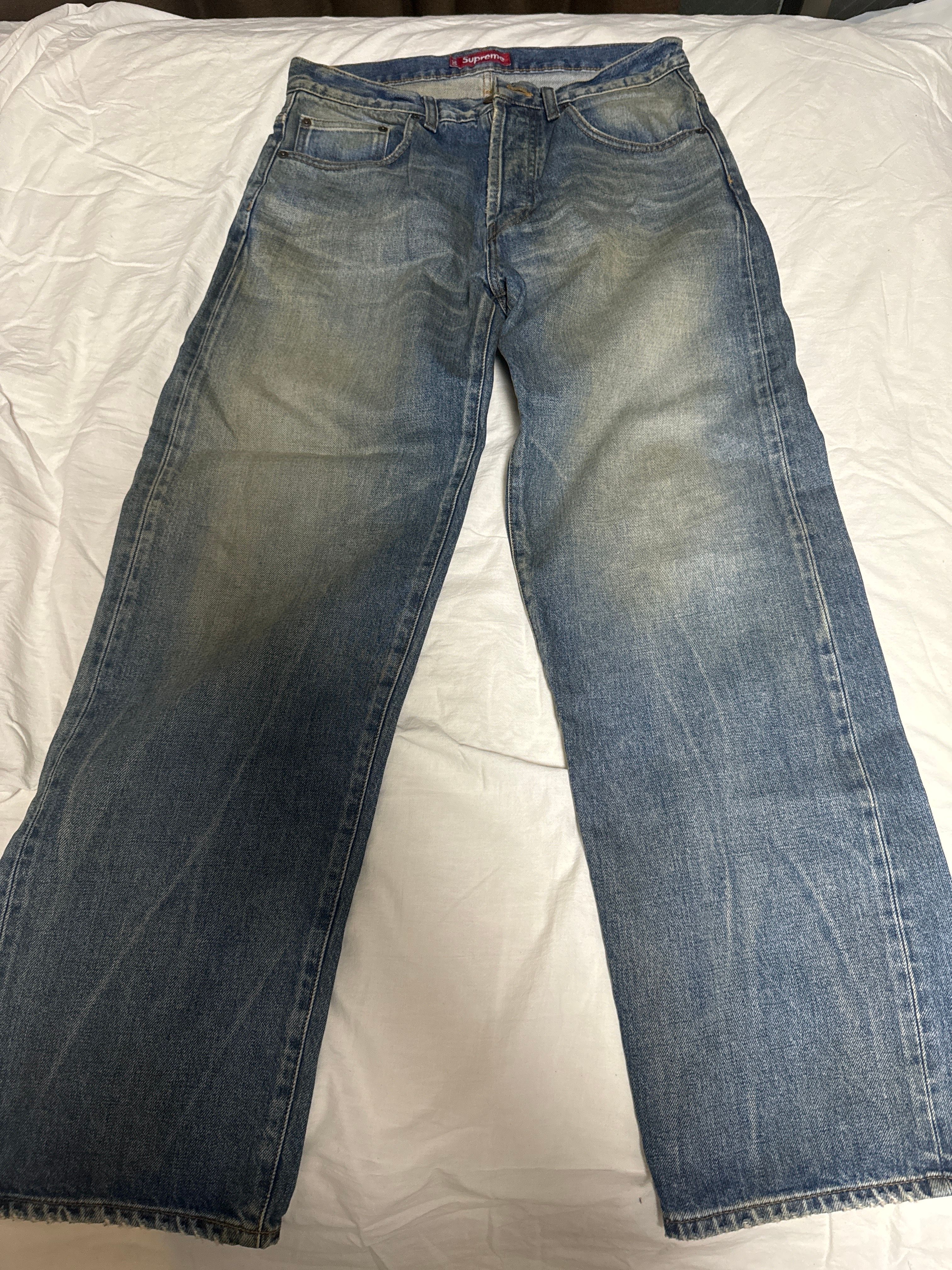 Supreme Distressed Loose Fit Selvedge Jean "Washed Indigo" (24SS)