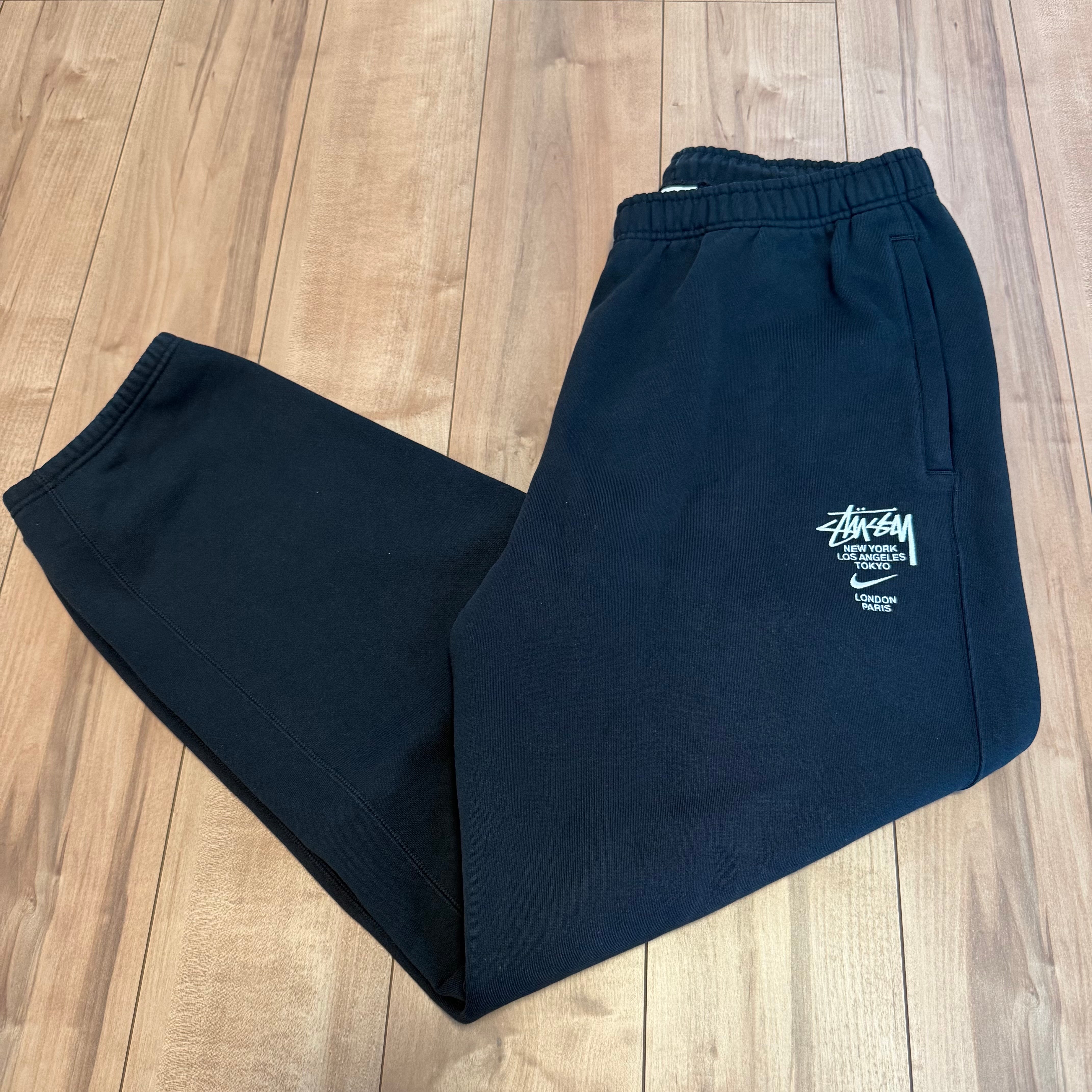 ナイキ ステューシー インターナショナル スウェットパンツ (USサイズ) "ブラック" DC4227-010