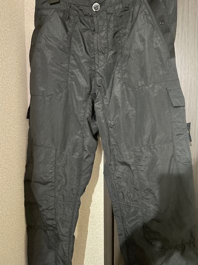 STONE ISLAND ストーンアイランド ナイロン カーゴパンツ ロゴパッチ