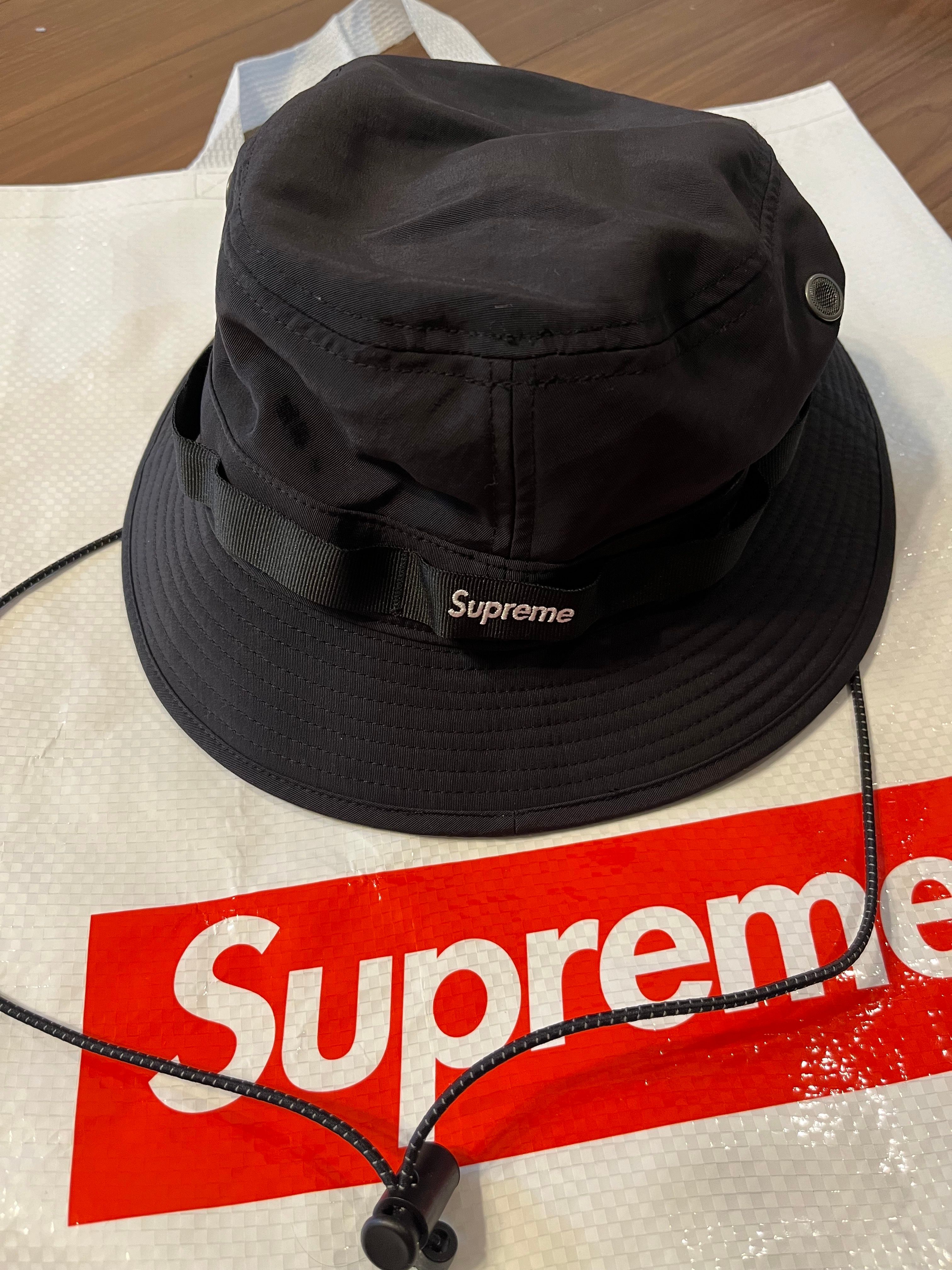 Supreme x The North Face Trekking Crusher "Black"