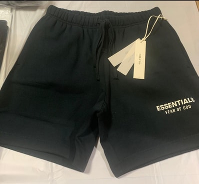 FEAR OF GOD ESSENTIALS Classic Sweatshort "Jet Black"