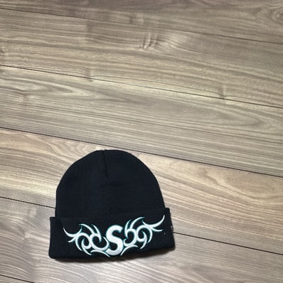 Supreme New Era Tribal S Logo Beanie "Navy"