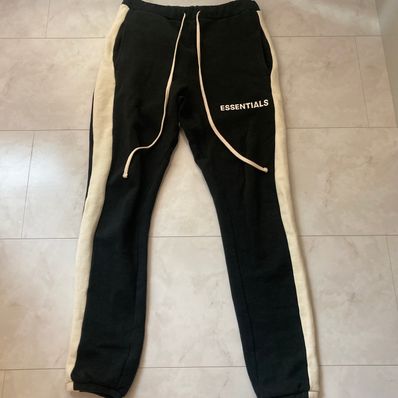 FEAR OF GOD Essentials Side Stripe Sweatpants "Black"