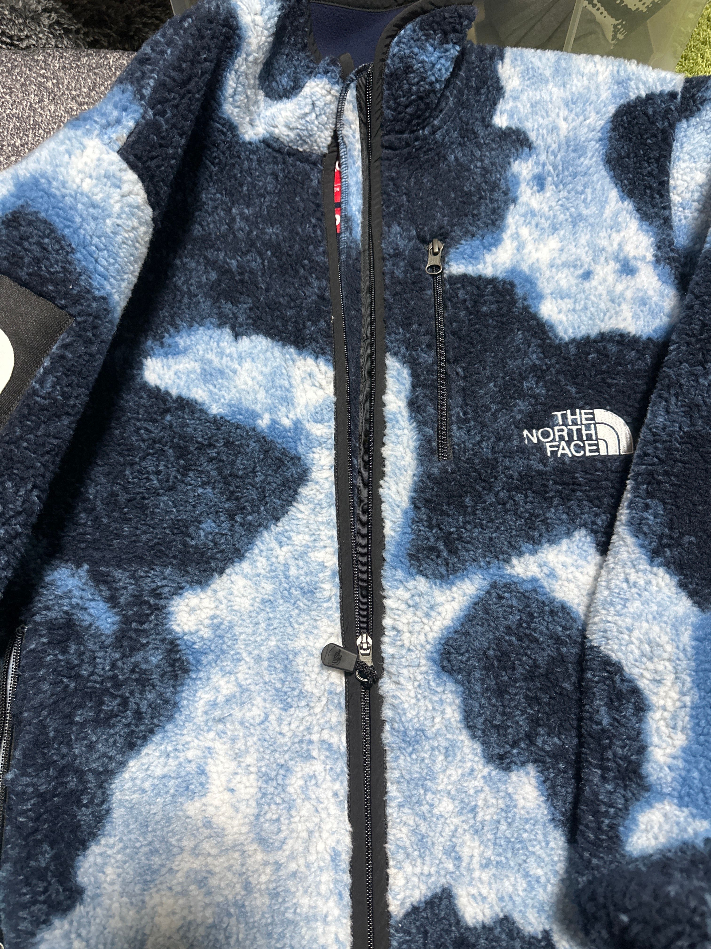 Supreme x The North Face Bleached Denim Print Fleece Jacket "Indigo"