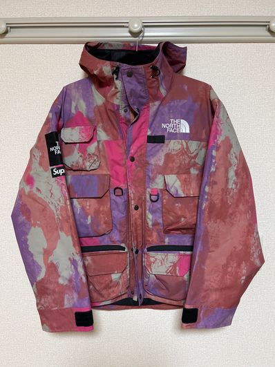Supreme x The North Face Cargo Jacket "Pink"